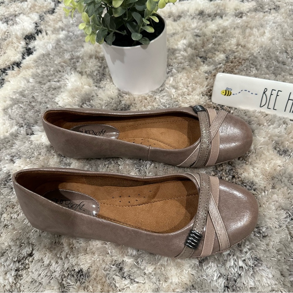 Eurosoft Women’s Shania Metallic Flats